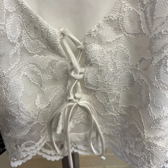 Lulu's White Lace Bralette Crop Top - Picture 9 of 9